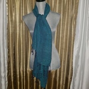 5/$25 ⭐️ Rachele Scarf